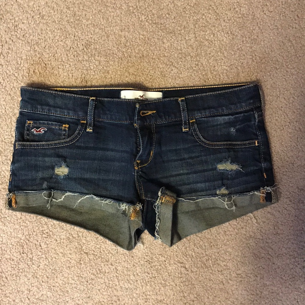 Short jean shorts